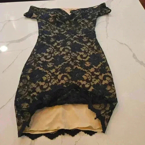 Lace Overlay Off The Shouder Stretch Mini Cocktail Party Dress Womens Size 6 - Picture 6 of 9